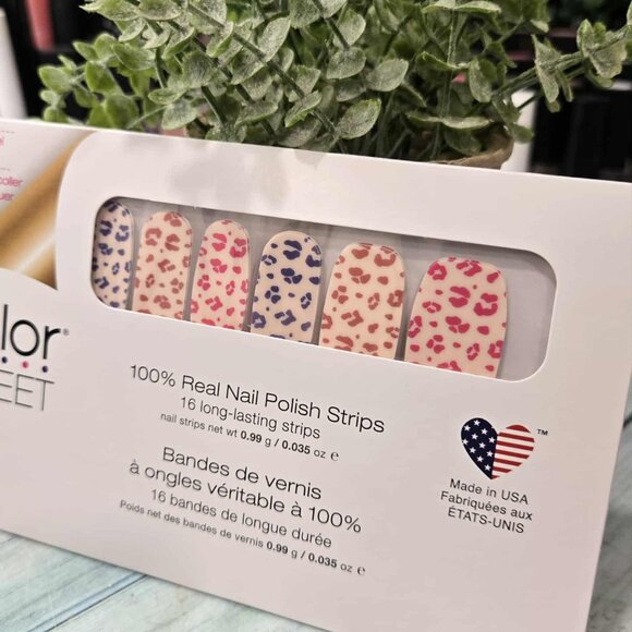 Color Street Stylist Exclusive Nail Set- Run wild - Picture 3 of 5
